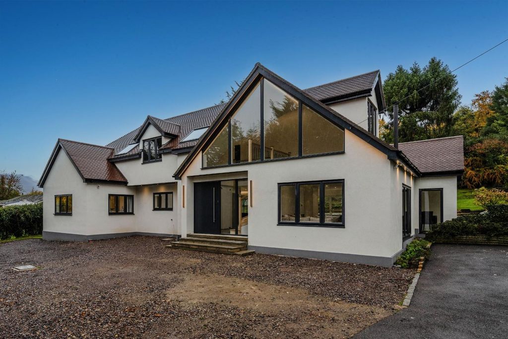Additional image 28 of 6 bed property for saleHazelwood Lane, Chipstead, Coulsdon CR5