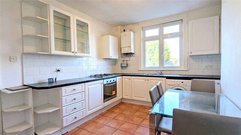 Property photo 3 of 6 Picture No. 02