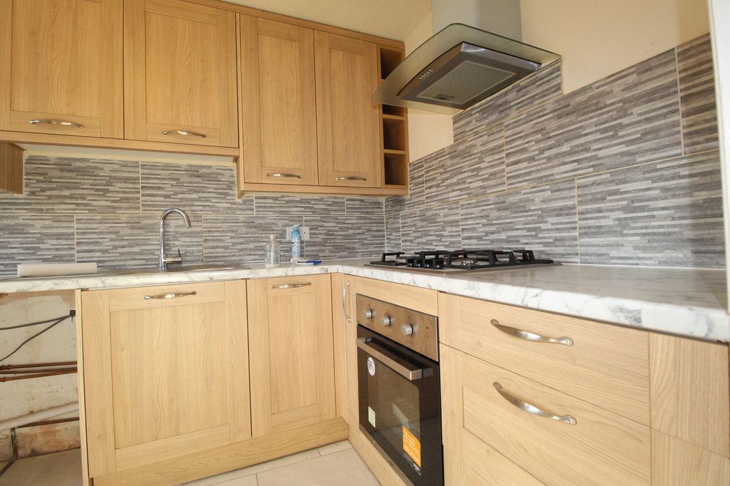 Property photo 1 of 9 3 Bedroom House For Rent