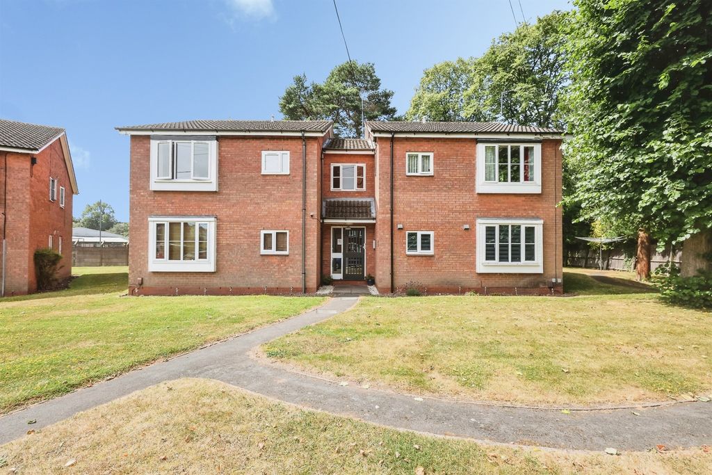 Property photo 2 of 15
