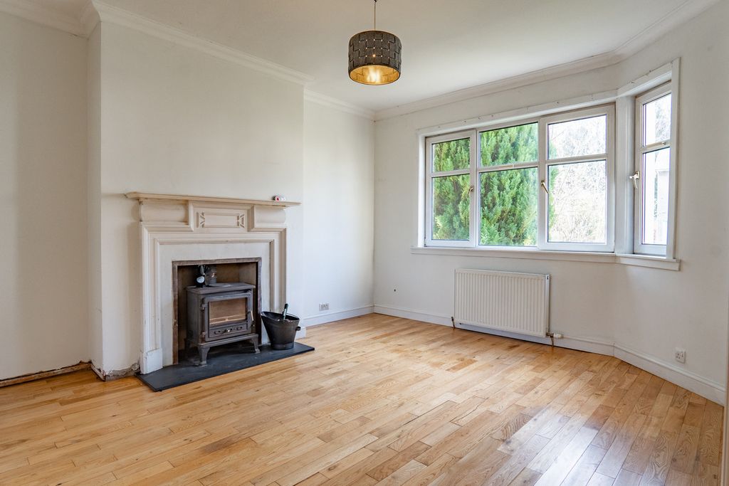 Property photo 2 of 37