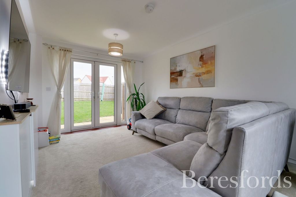 Property photo 3 of 22 Picture No. 34