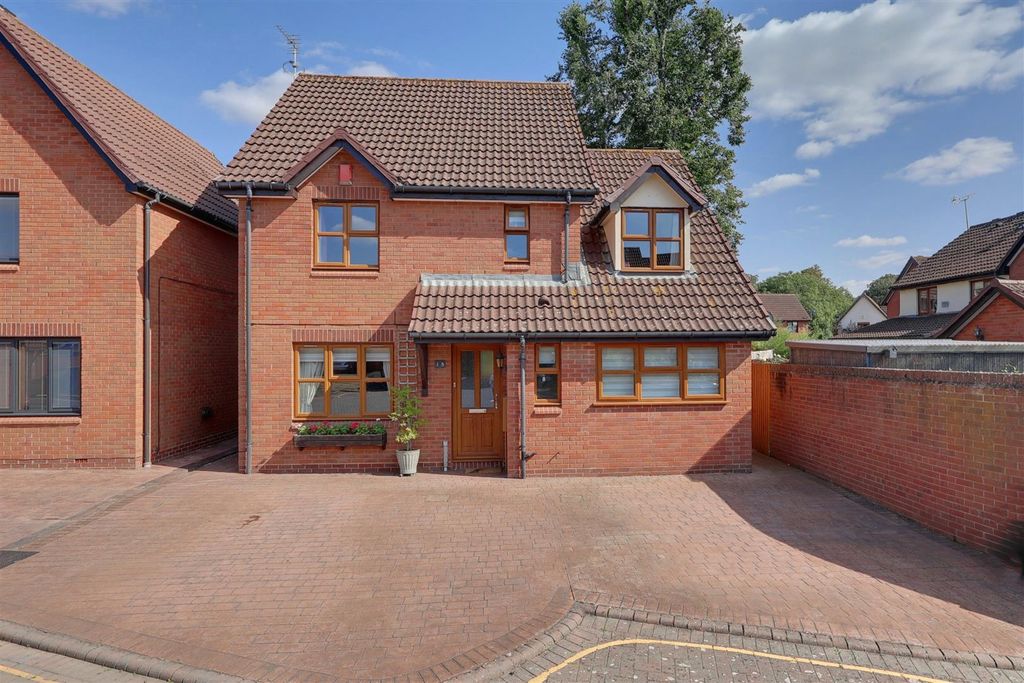 Property photo 1 of 15