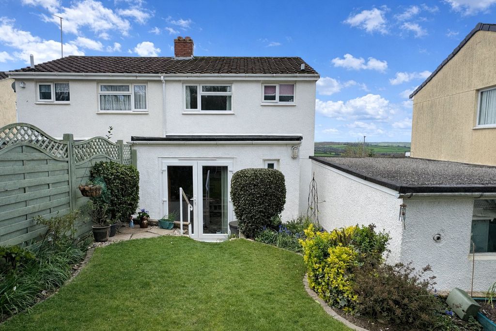 Property photo 2 of 12 Picture No. 04