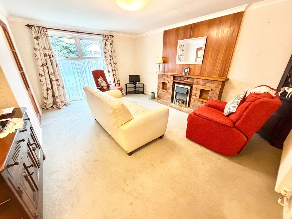 Property photo 3 of 23