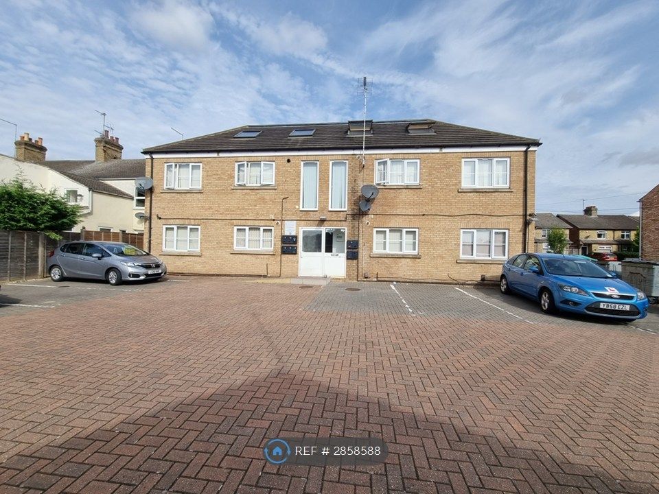 Property photo 1 of 8