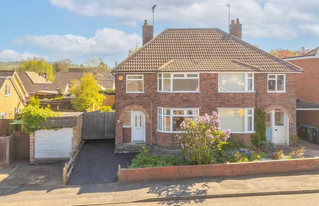 Property photo 1 of 26