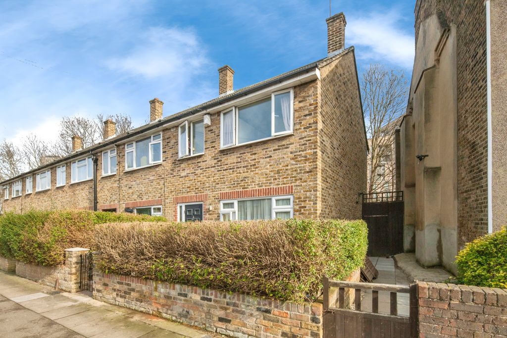 Property photo 1 of 17 Photography
