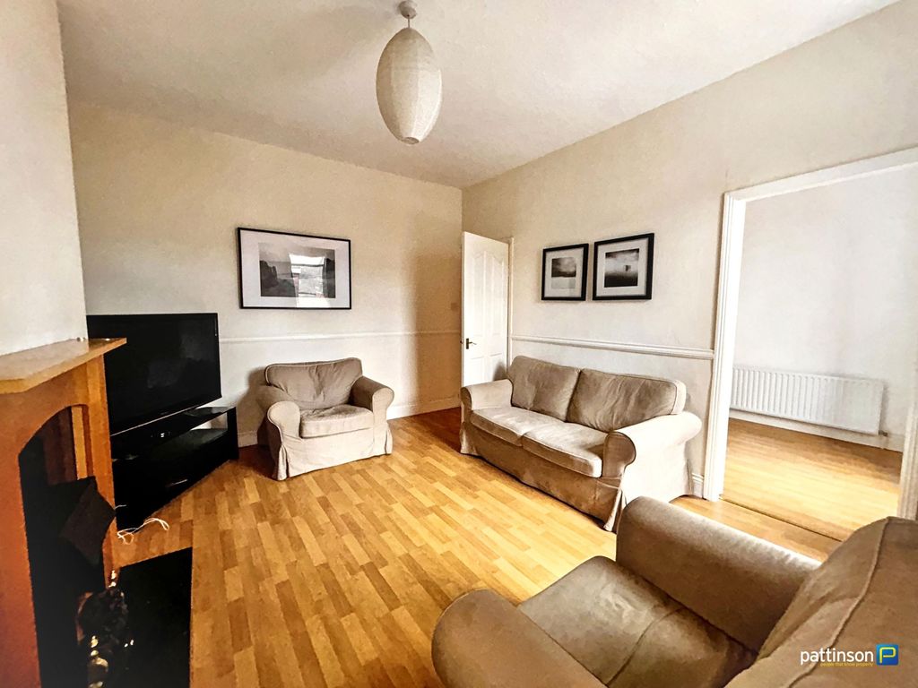 Property photo 3 of 12