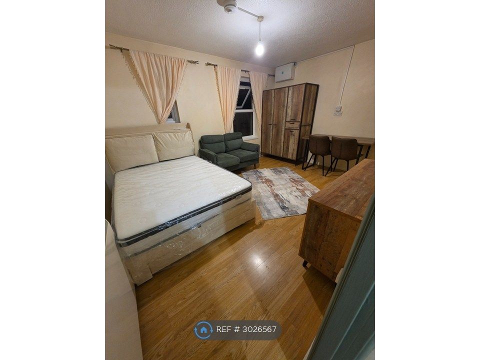 Property photo 1 of 4