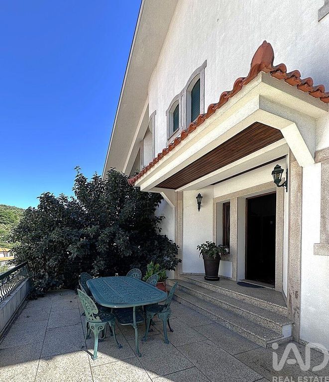 Property photo 1 of 30