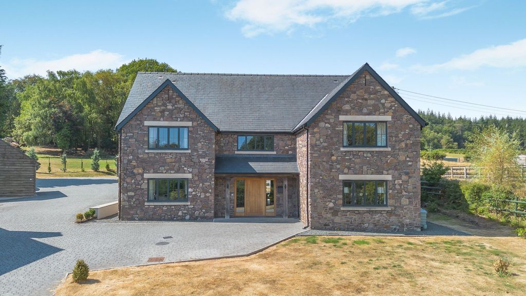 Property photo 1 of 34