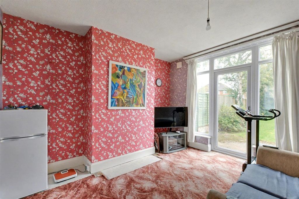 Property photo 3 of 25 Dining Room_1.Jpeg