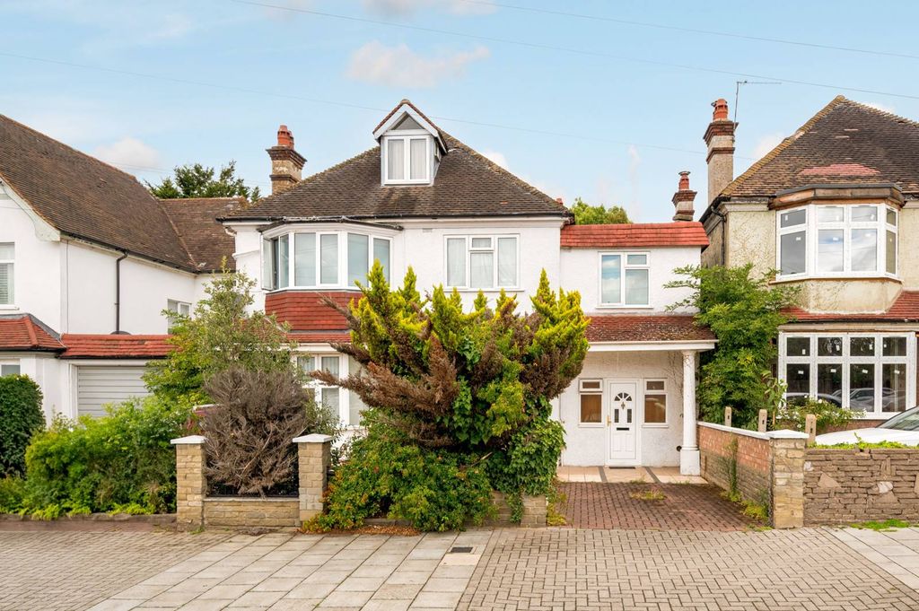 Property photo 1 of 22