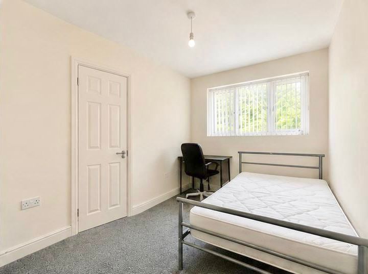 Property photo 1 of 4