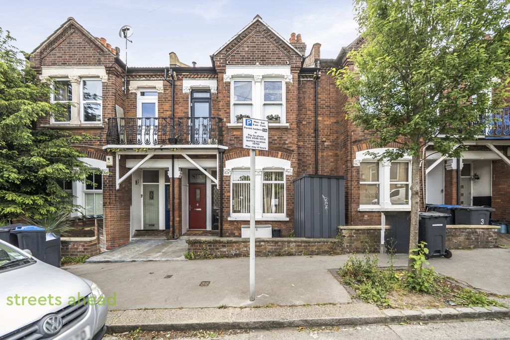 Property photo 1 of 16 Eccfff51-419A-465...