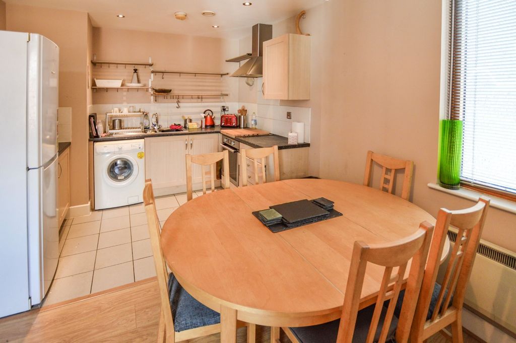 Property photo 3 of 14 Picture No. 04