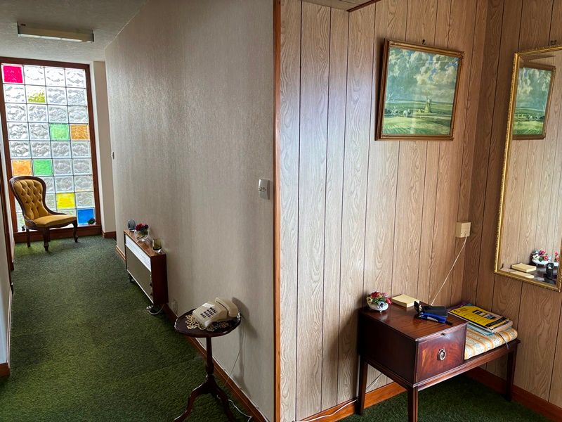 Property photo 3 of 31