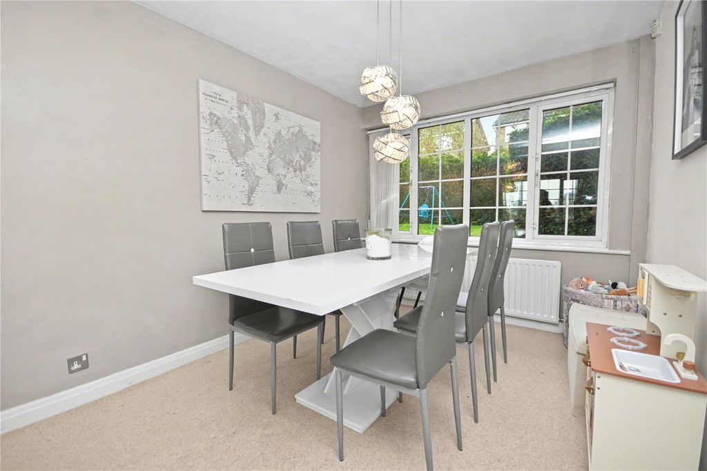 Property photo 3 of 14 Picture No. 17