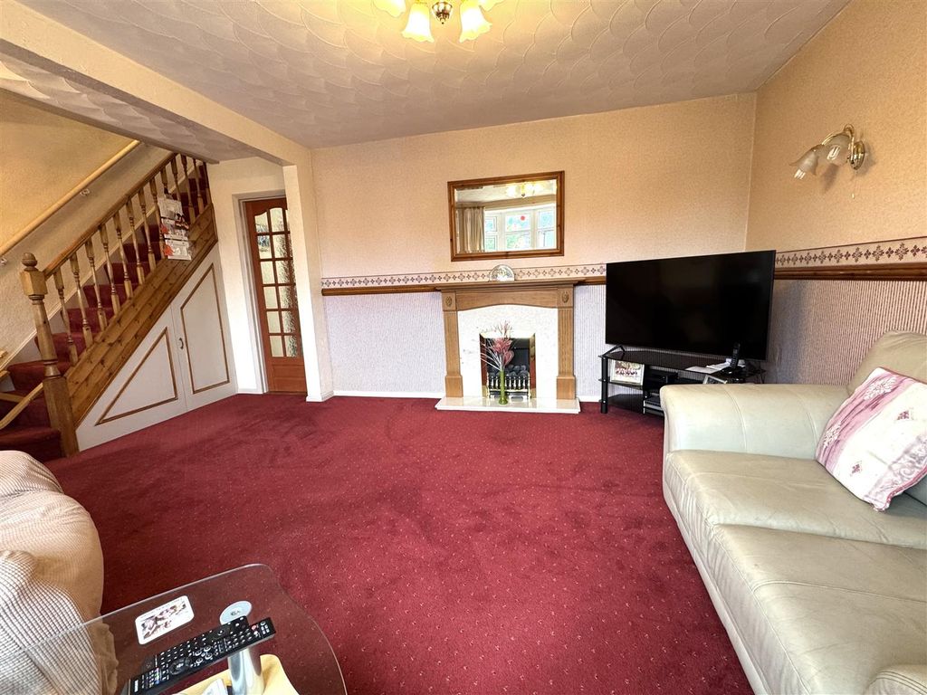 Property photo 3 of 16 Img_9811.Jpeg