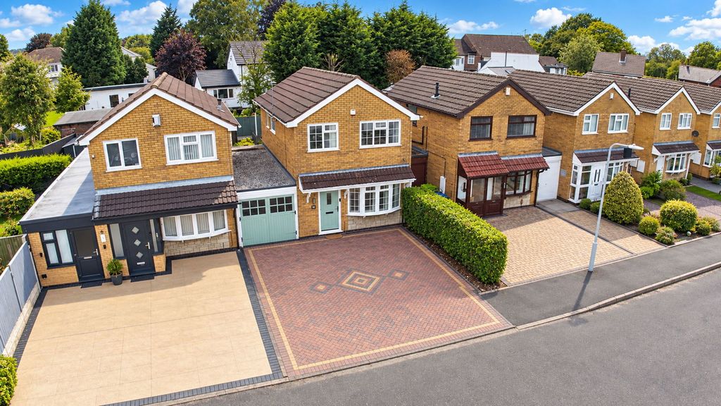 Property photo 1 of 30