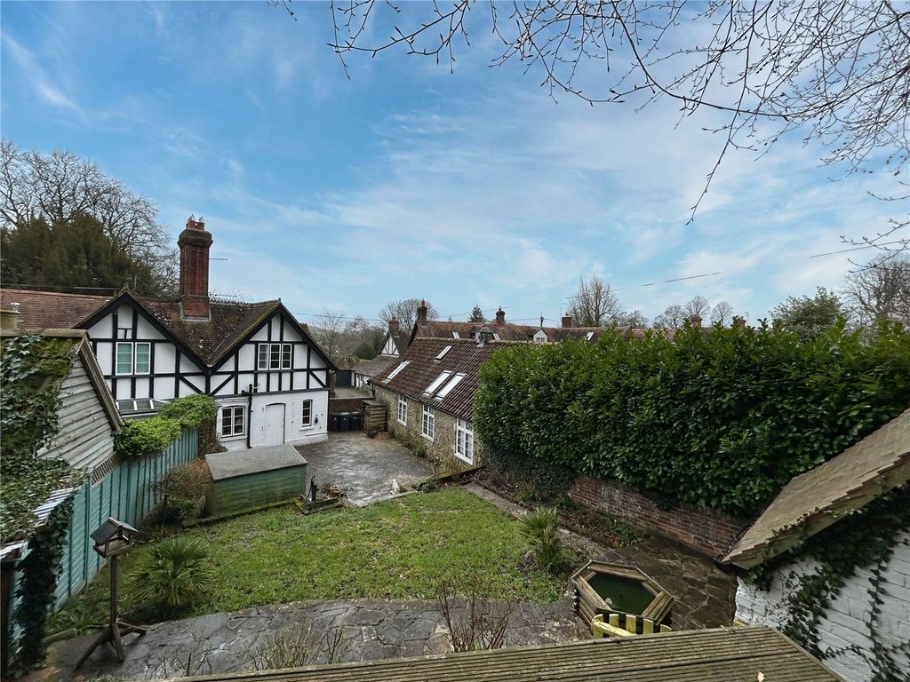 Property photo 2 of 17 Picture No. 21