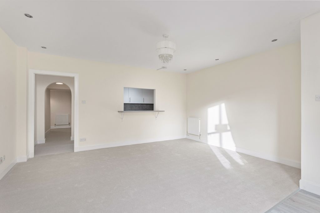 Property photo 2 of 20 Property Image 2