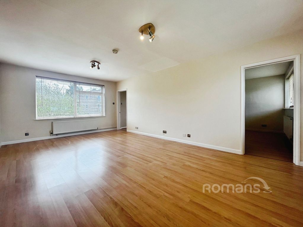 Property photo 3 of 12 Pbox-Img.Jpg