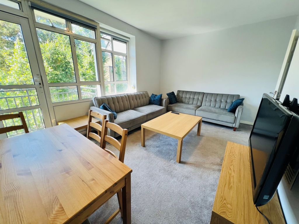 Property photo 2 of 16 Gallery