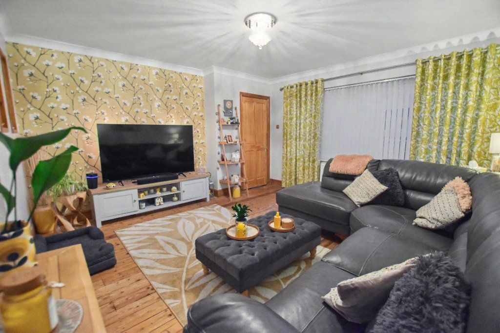 Property photo 3 of 27 Picture No. 24