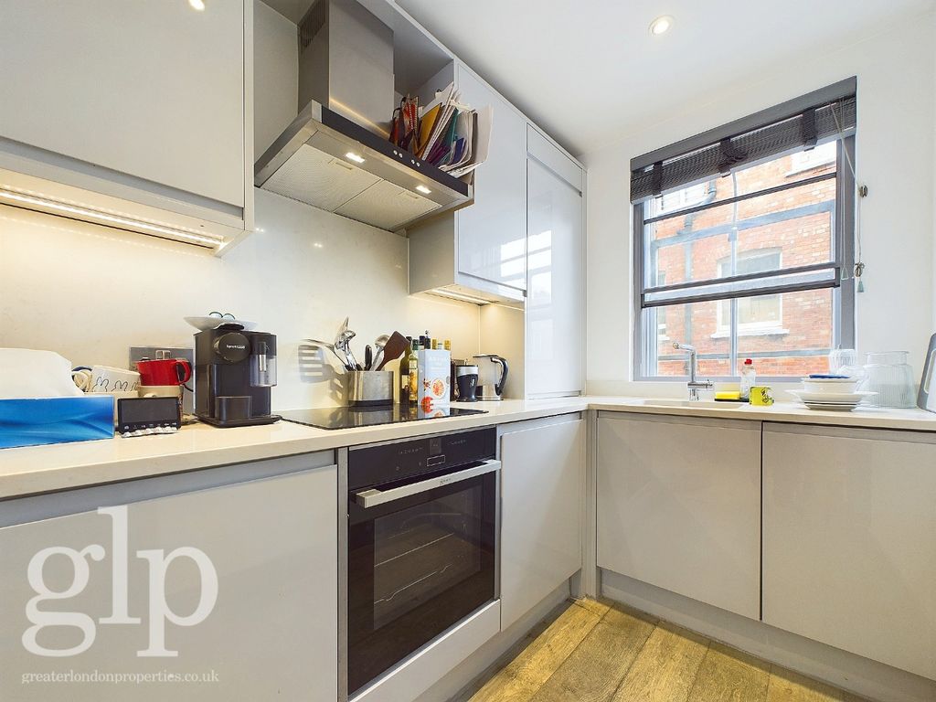 Property photo 2 of 12 955862