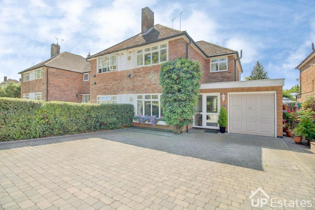 Property photo 1 of 21