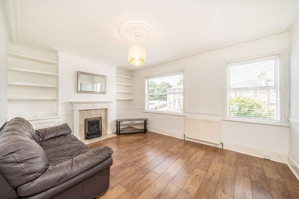 Property photo 2 of 5