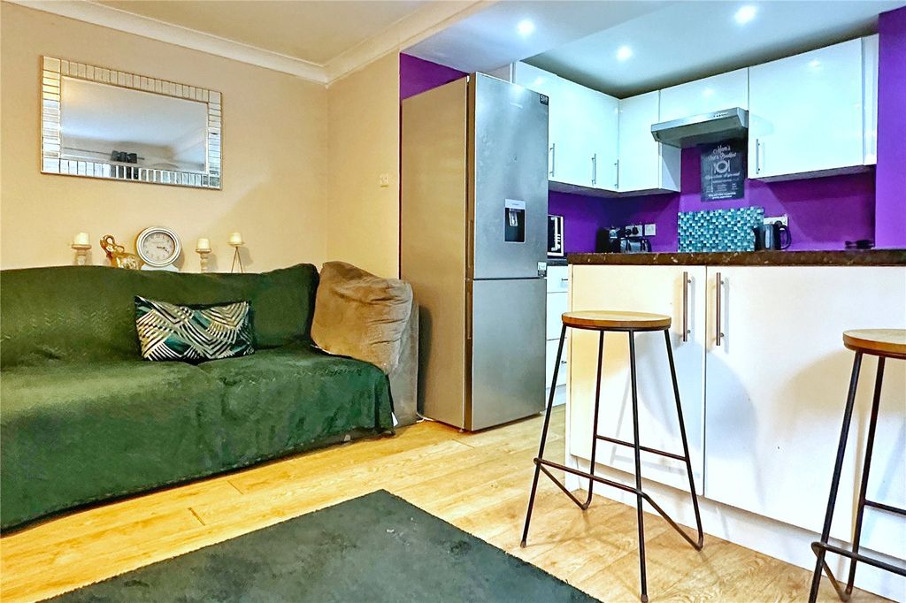 Property photo 3 of 12 Living Room