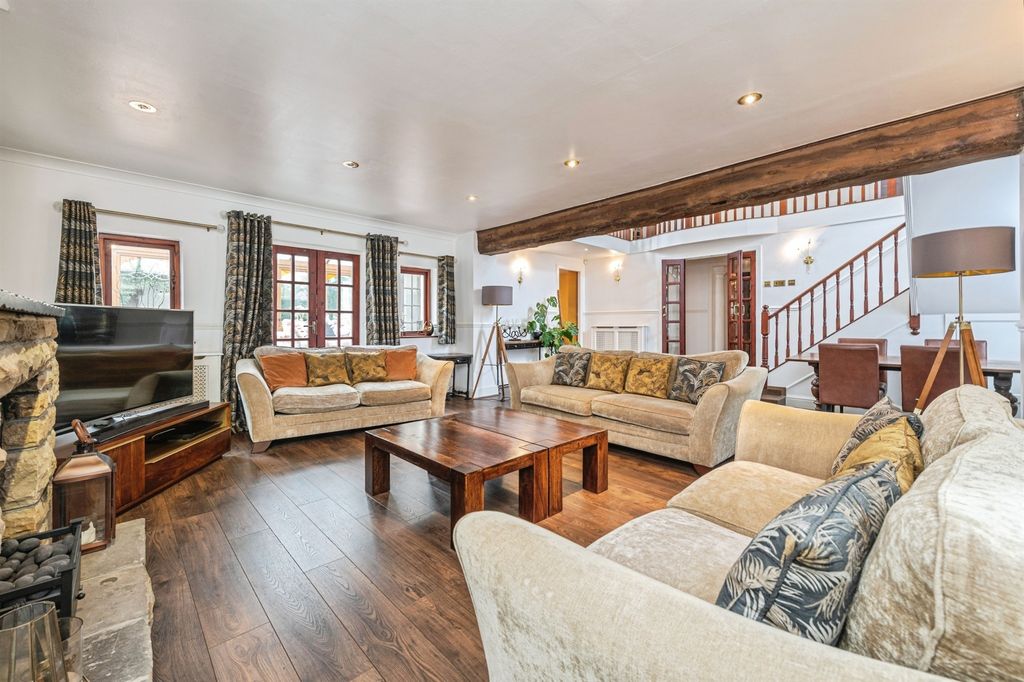 Additional image 5 of 5 bed detached house for saleRowley Lane, Fenay Bridge, Huddersfield HD8
