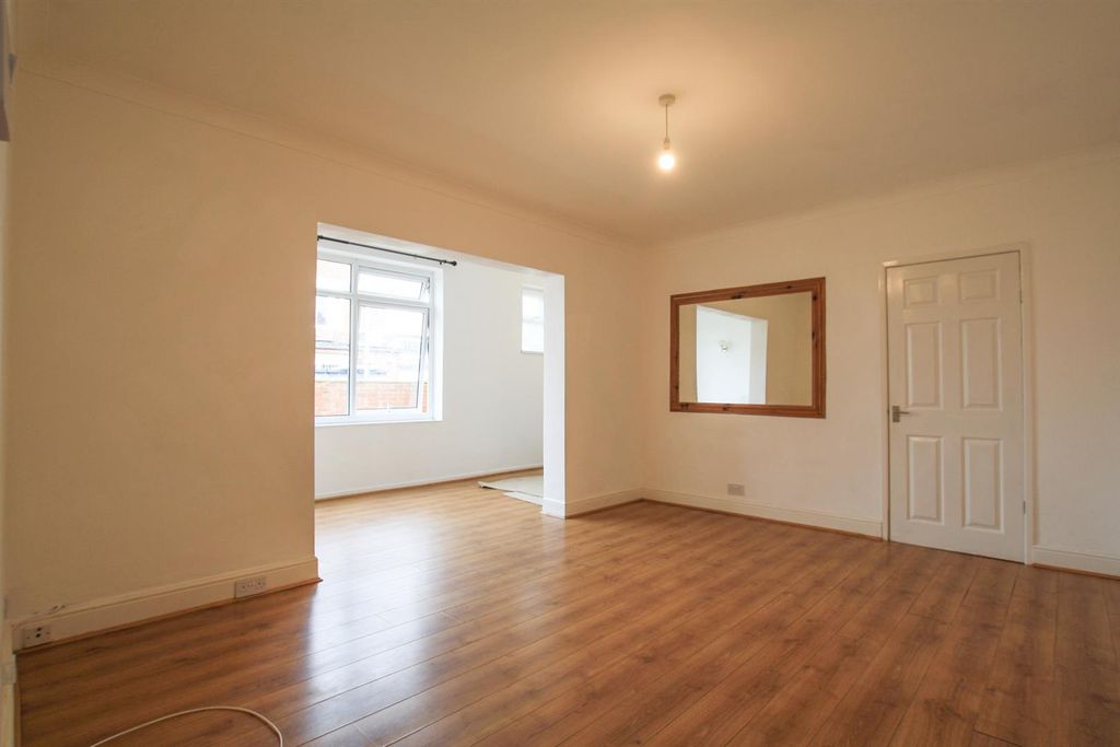 Property photo 2 of 10 Img_0505-2.Jpg