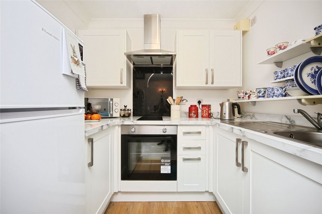 Property photo 2 of 13 Kitchen