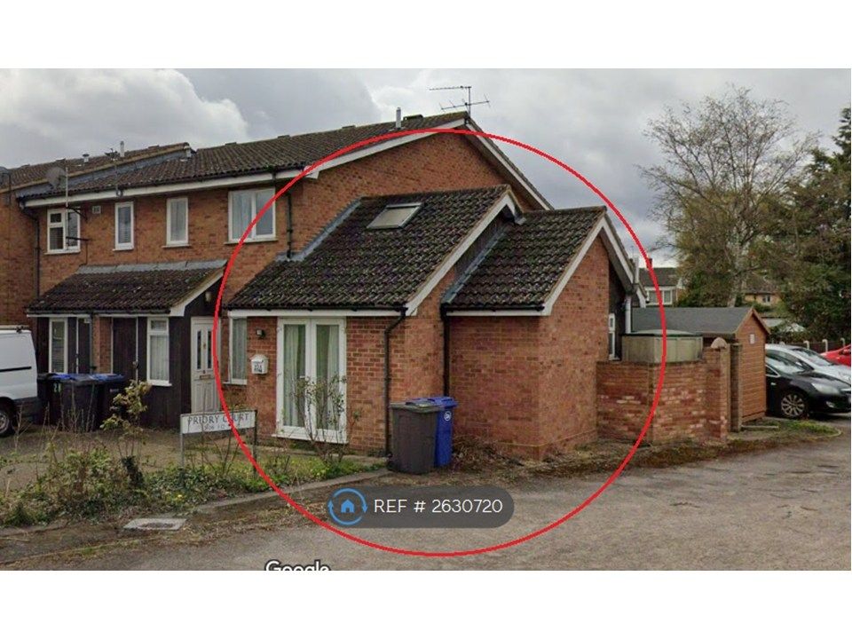 Property photo 1 of 7 Outside