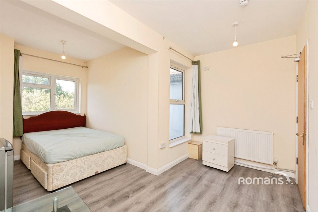 Property photo 2 of 9 Picture No. 02