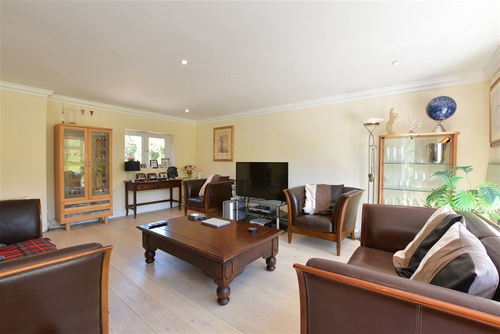 Property photo 1 of 11 Lounge/Kitchen/ Dining Room