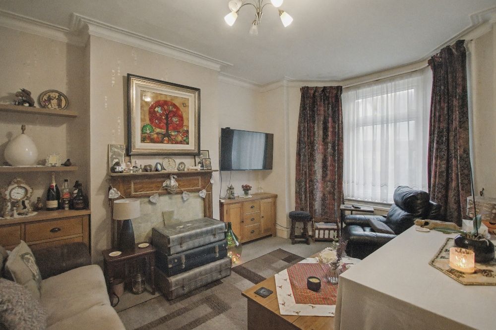 Property photo 3 of 11