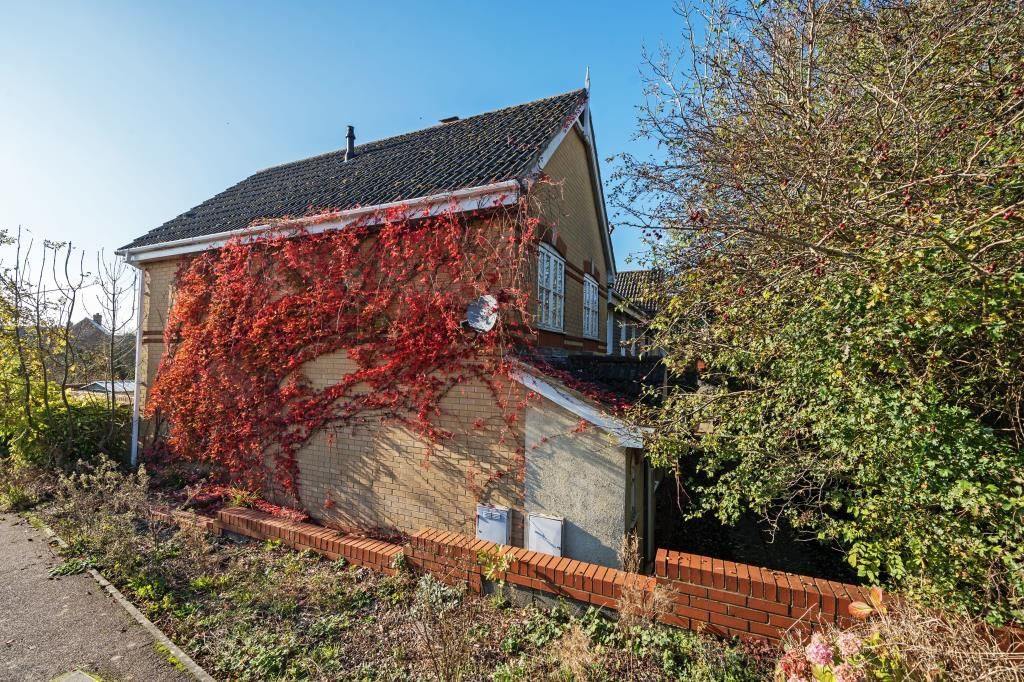 Property photo 1 of 10 External View