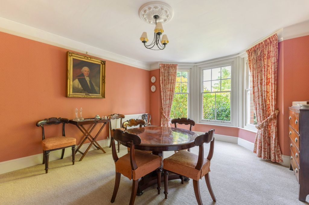 Property photo 3 of 17 Dining Room