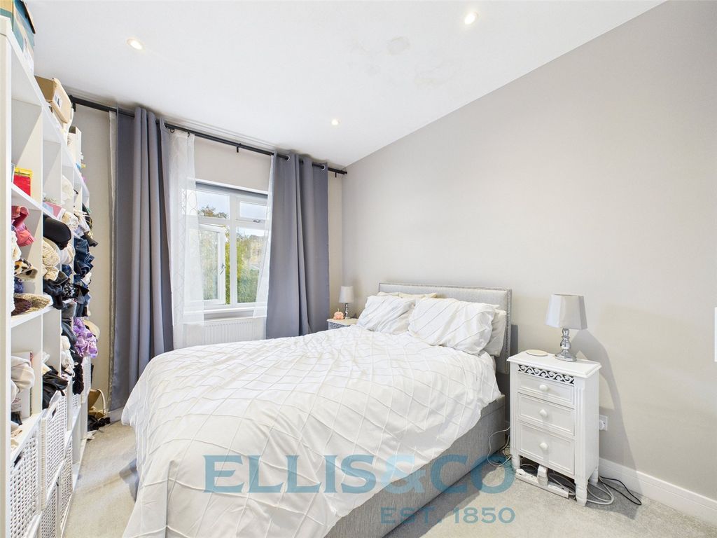 Property photo 3 of 11 Picture No. 09