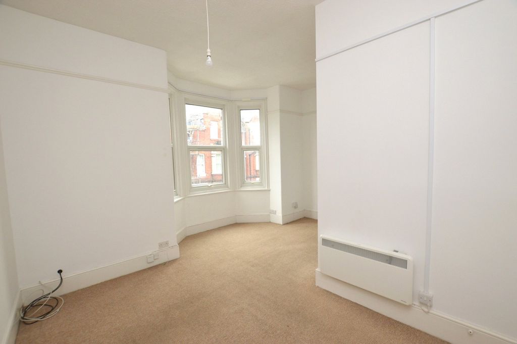 Property photo 3 of 9 Living Room