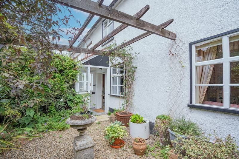 Property photo 1 of 11 Photo 13