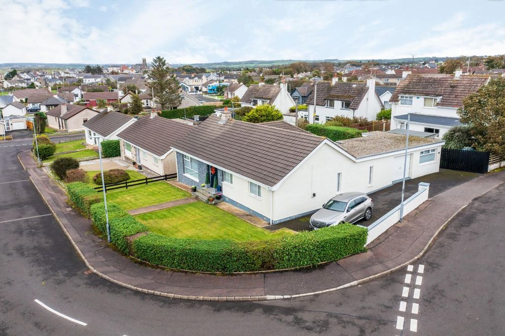 Property photo 2 of 38 20251006-Dji_0149.2.Jpg