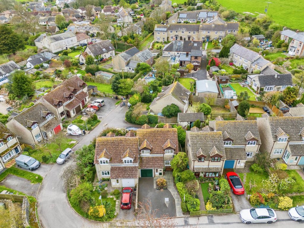 Property photo 3 of 21