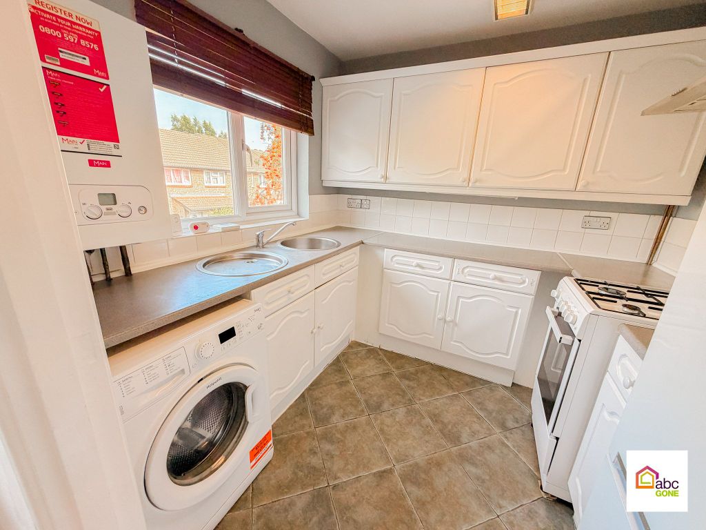 Property photo 2 of 27
