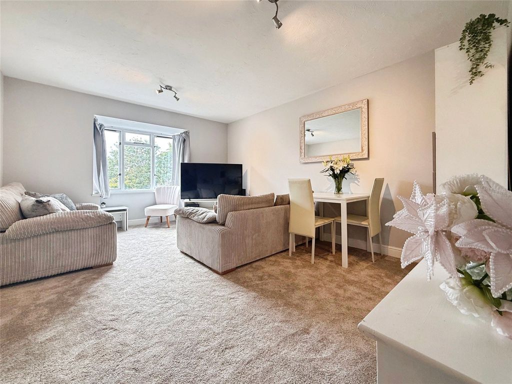 Property photo 2 of 11 Picture No. 09